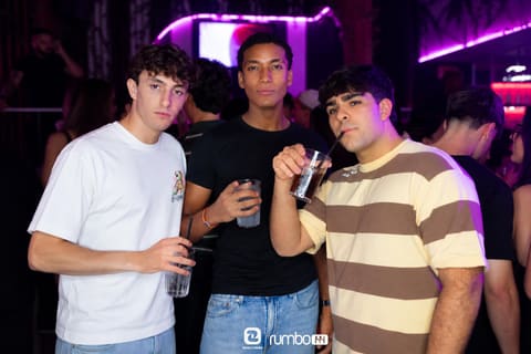 Fotos de Jueves Universitario en Rumbo 144 el 2026-10-15