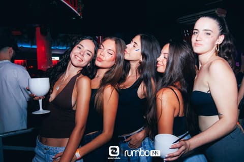 Fotos de DJ PAKO MARTINEZ en Rumbo 144 el 2026-09-26