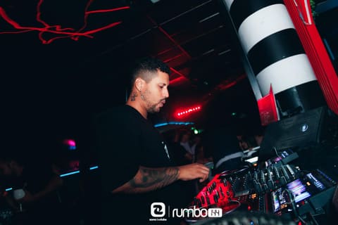 Fotos de DJ PAKO MARTINEZ en Rumbo 144 el 2026-09-26