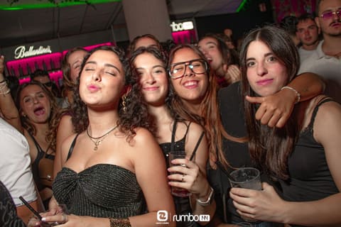 Fotos de DJ SWEET SUAREZ en Rumbo 144 el 2026-09-19