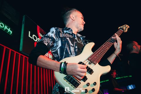 Fotos de LOS GUAPOS en Concierto en Rumbo 144 el 2026-10-24
