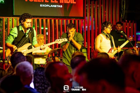Fotos de TRIBUTO ARDE BOGOTÁ - VIVA SUECIA - IZAL en Rumbo 144 el 2026-09-19