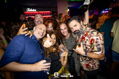 Fotos de TRIBUTO ARDE BOGOTÁ - VIVA SUECIA - IZAL en Rumbo 144 el 2026-09-19