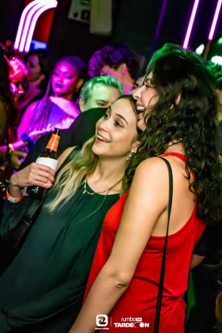 Fotos de TRIBUTO Guns&Roses by THE JUNGLE en Rumbo 144 el 2026-10-17