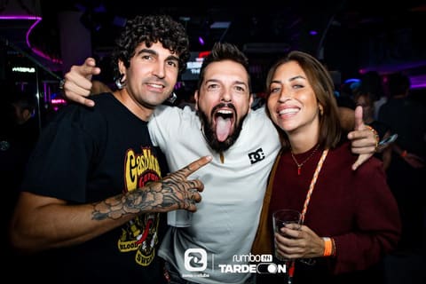 Fotos de TRIBUTO Guns&Roses by THE JUNGLE en Rumbo 144 el 2026-10-17