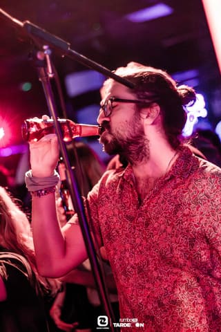 Fotos de CLEMENTINE BEACH en Concierto en Rumbo 144 el 2026-09-26