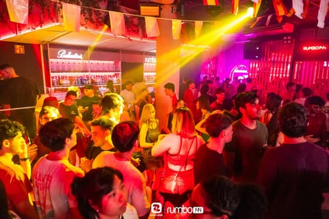 Recuerdo de la noche en Rumbo 144, València — foto 33
